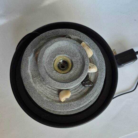 Personal Water Fountain - Picture 7 of 9